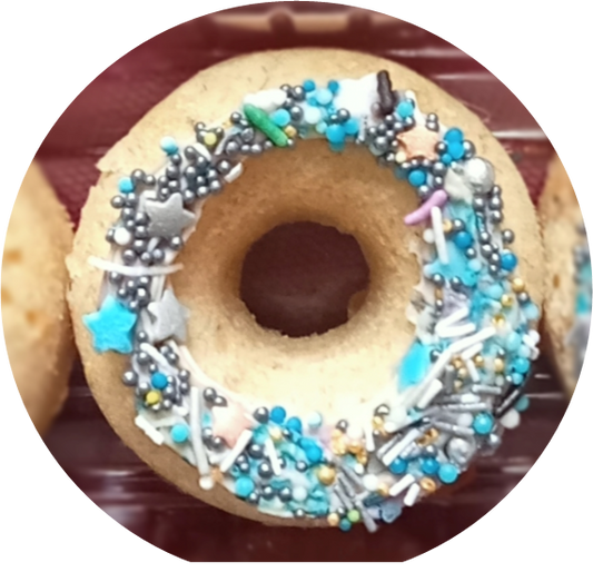 DOGGY DO-NUTS      so popular , soft and doggylicious , made with bananas, honey and peanut putter , toppings of dog friendly cream cheese mix with a sprinkling of fairy dust !  perfect for older doggos or those who are teeth deprived